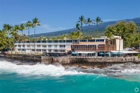 Experience the Best of Kona with Vrbo Kona Magic Sands